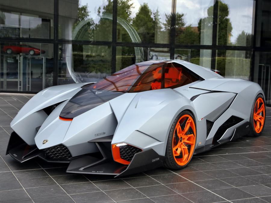  Lamborghini Egoista 2013 года  (фото 1 из 13)